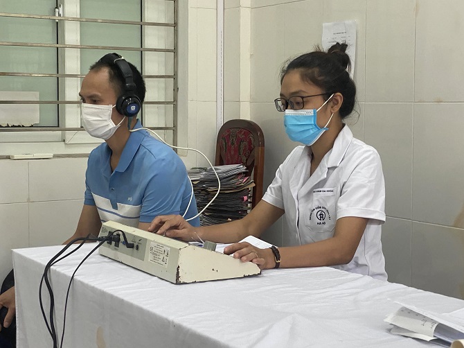 Phát hiện sớm các bệnh nghề nghiệp cho người lao động để có biện pháp phòng bệnh và điều trị kịp thời