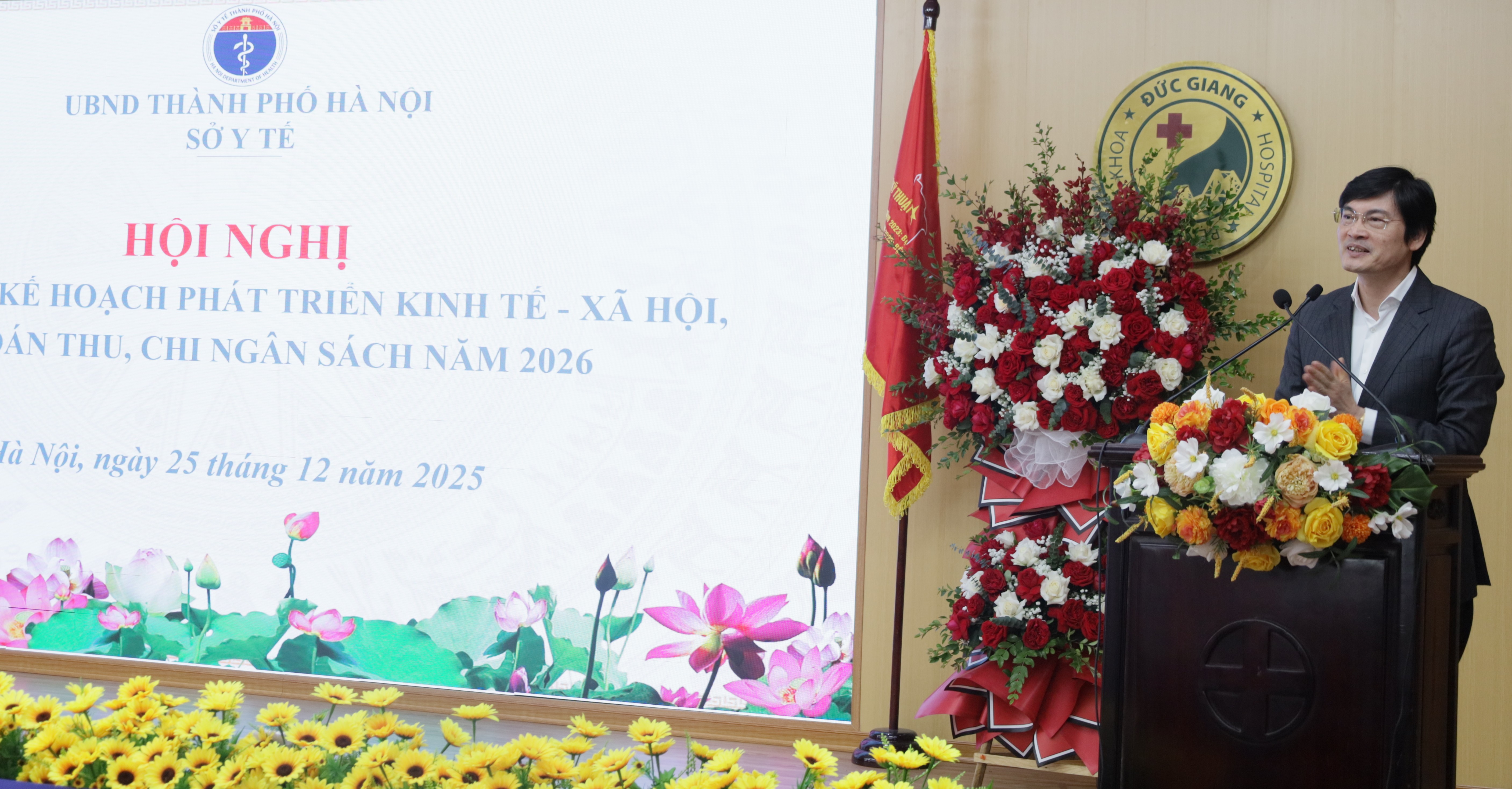 Hà Nội: Triển khai Kế hoạch phát triển kinh tế - xã hội, dự toán thu, chi ngân sách năm 2026