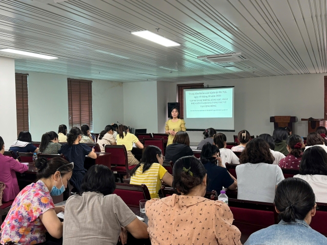 CDC Hà Nội tập huấn dự phòng, sàng lọc và phát hiện sớm ung thư vú tại cộng đồng